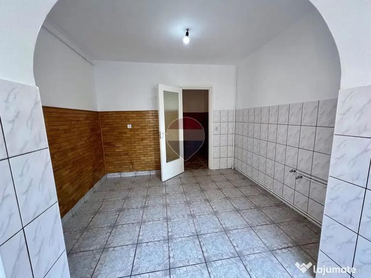 Apartament decomandat 3 camere spa?ios si luminos I Vasi... - 11