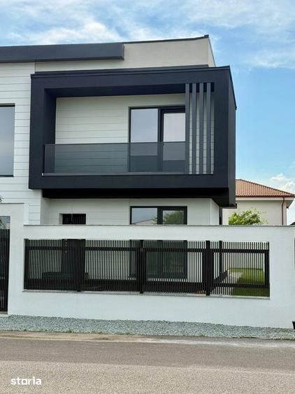 Casă cu 5 camere cu Teren 379 Mp în Central