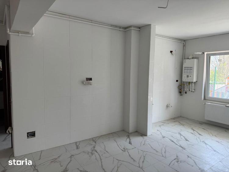 Apartament cu 2 camere decomandat în Apărătorii Patriei