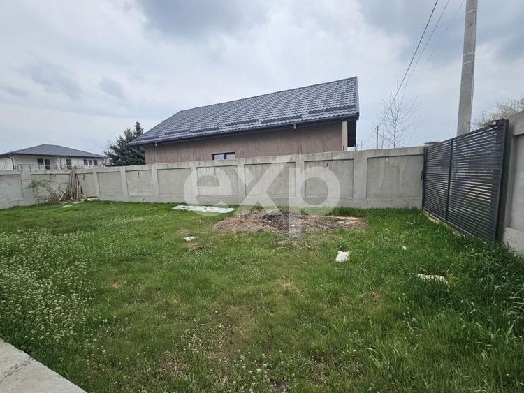 Casă individuală cu 5 camere cu Teren 420 Mp în Berceni