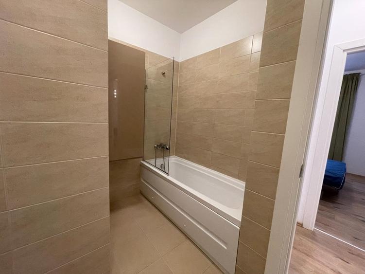 Apartament cu 2 camere semidecomandat în Mihai Bravu