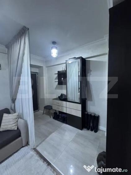 Apartament cu 3 camere decomandat, mobilat în George Enescu