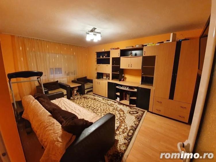 Apartament cu 2 camere decomandat în Bogdăneștilor