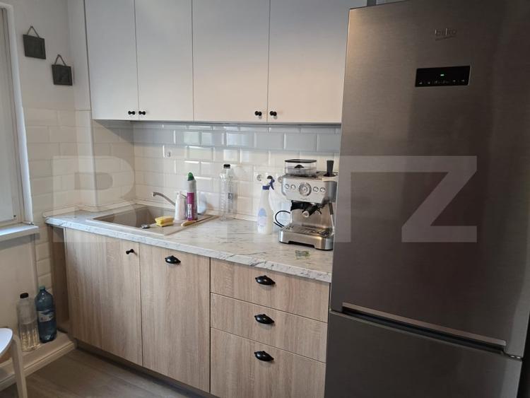 Apartament cu 3 camere decomandat, mobilat în Micro 16