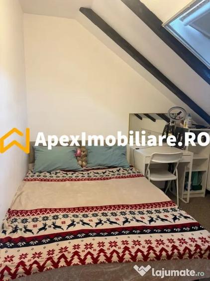 Apartament cu 3 camere semidecomandat în Ozana