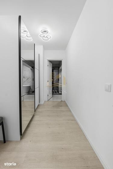 Apartament cu 3 camere semidecomandat în Între Lacuri
