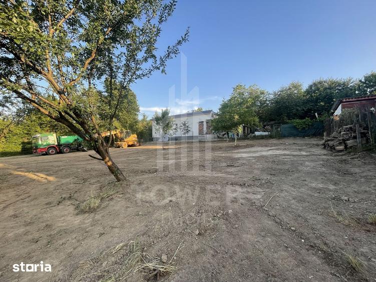 Teren de 878 mp, în Sadu