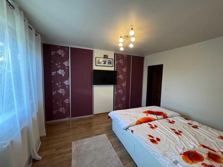 Apartament cu 4 camere decomandat în Giarmata