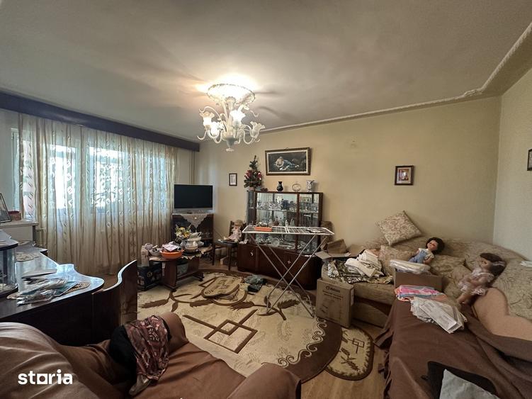 Apartament cu 2 camere decomandat în Vest
