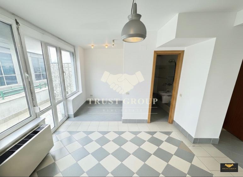 Apartament cu 3 camere decomandat în Clucerului