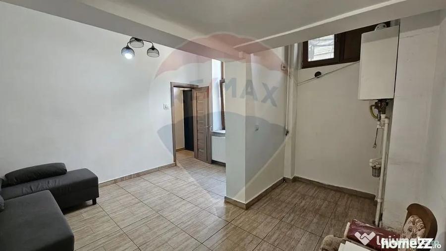Casă cu 2 camere cu Teren 83 Mp în Calea Călărașilor