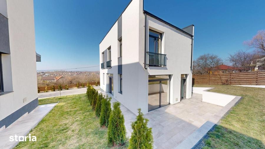 Casă cu 4 camere cu Teren 465 Mp în Bârnova