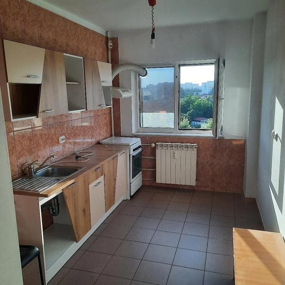 Apartament cu 2 camere semidecomandat în 1 Decembrie 1918