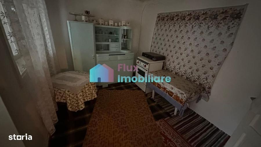 Casă cu 3 camere în Central