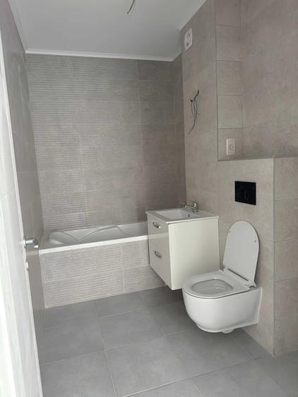 Apartament cu 2 camere semidecomandat în Sânpetru