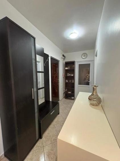 Apartament cu 2 camere decomandat, mobilat în Vitan