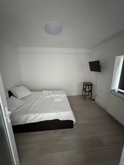 Casă cu 3 camere cu Canalizare în Delfinariu