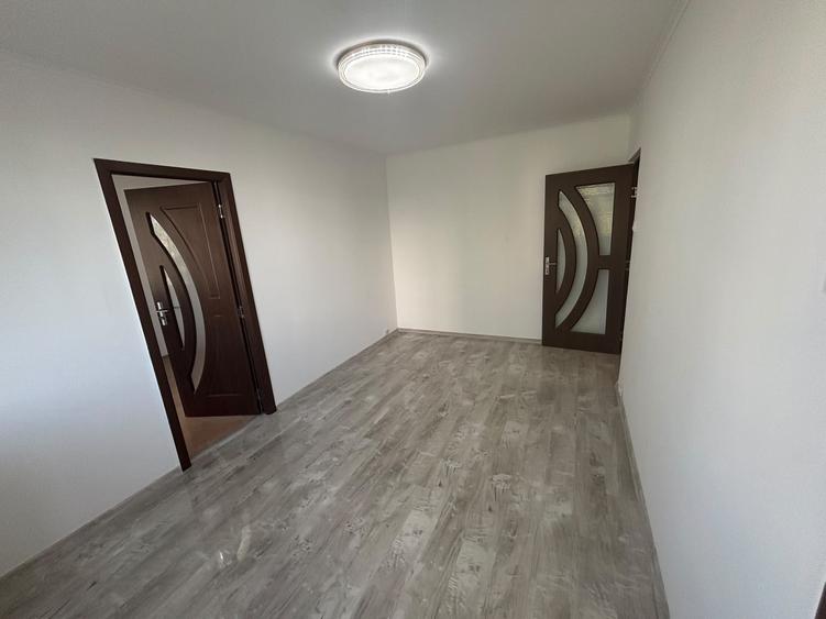 Apartament cu 3 camere nedecomandat în Alexandru cel Bun