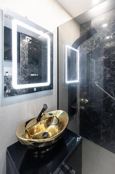 Apartament cu 3 camere în Unirii