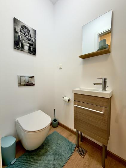 Apartament cu 3 camere decomandat, mobilat în Floreasca
