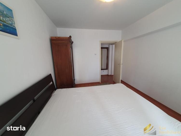 Apartament cu 2 camere decomandat în Central — fotografia 1