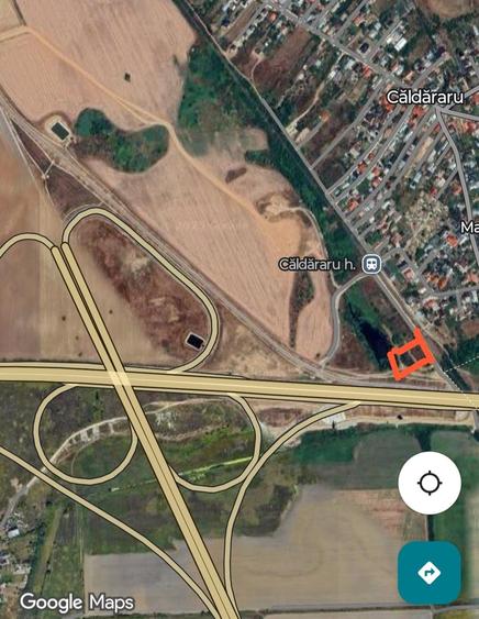 Teren de 2000 mp, în Titan