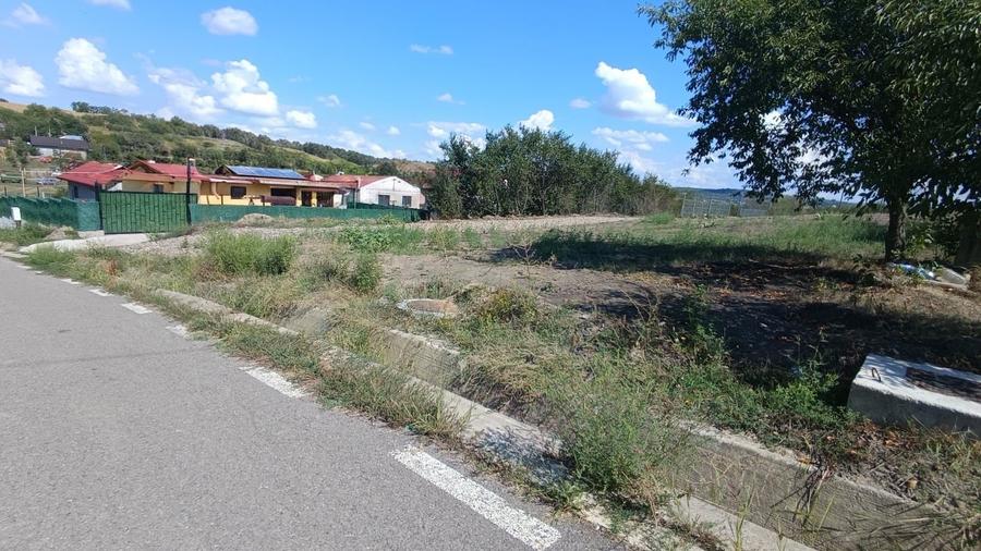 Teren Construcții intravilan de 535 mp, în Proselnici