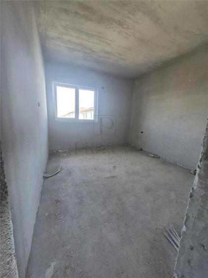 DUPLEX DESPARTIT - SUPRAFETE MARI - ZONA EXCELENTA - 14