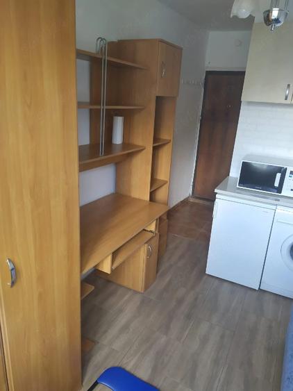 Garsonieră decomandată în Complex Studențesc