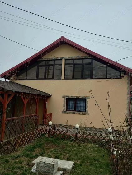 Casă cu 2 camere cu Teren 627 Mp în Topliceni