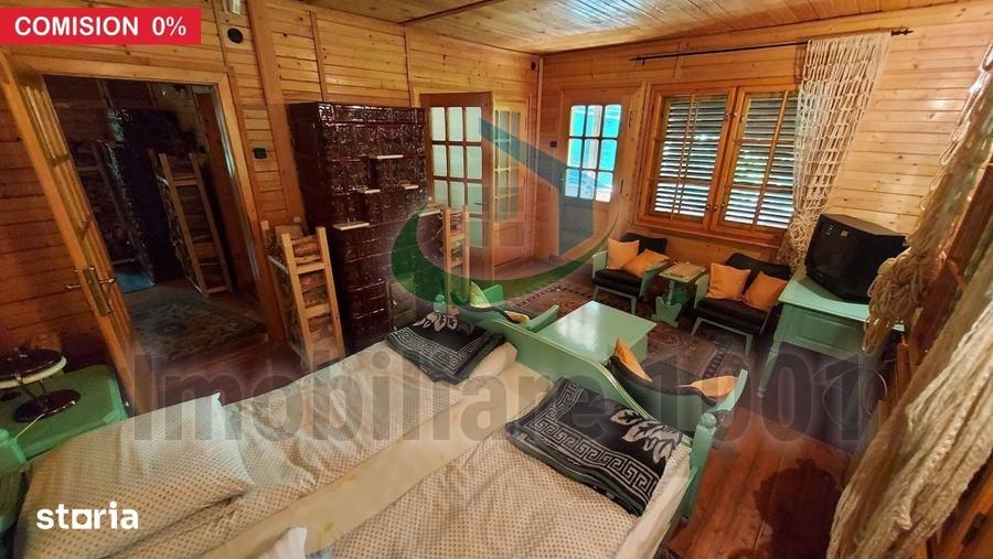 Casă cu 6 camere cu Teren 945 Mp în Firiza