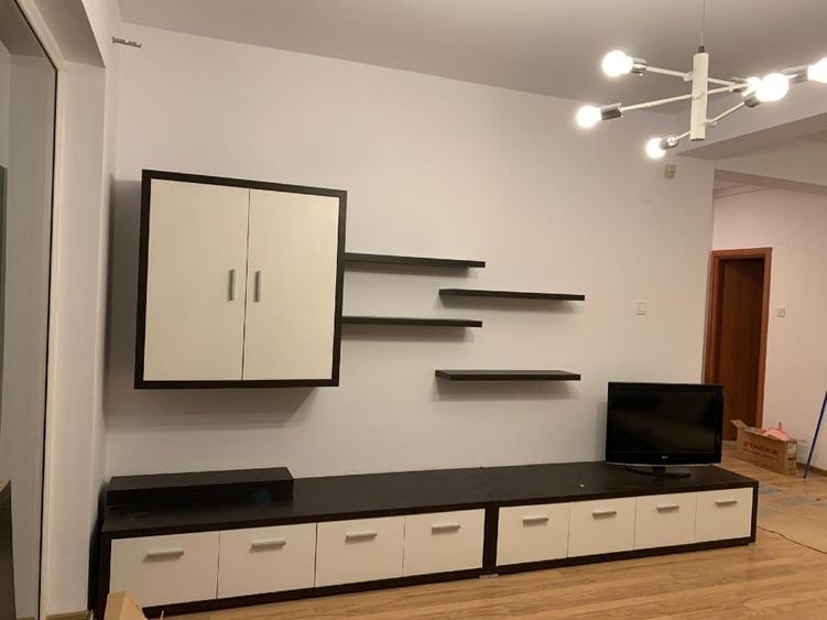 Apartament cu 2 camere semidecomandat, mobilat în Bună Ziua