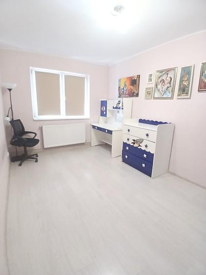 Apartament cu 2 camere semidecomandat în Florilor