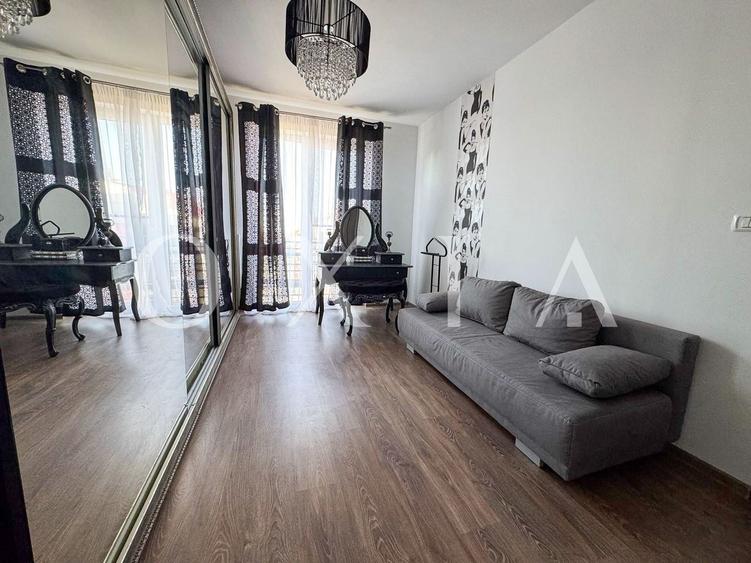 Apartament cu 3 camere semidecomandat, mobilat în Torontalului