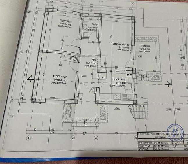 Casă cu 4 camere cu Teren 333 Mp în Central