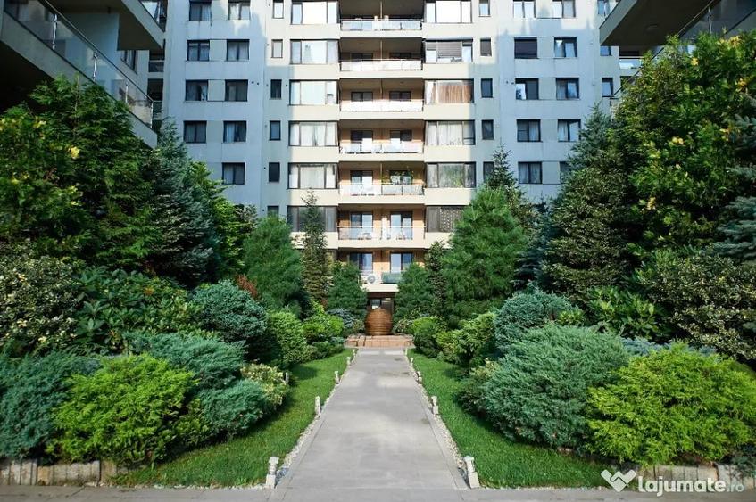 Apartament cu 2 camere semidecomandat, mobilat în Nord