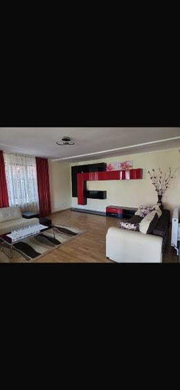 Casă individuală cu 5 camere cu Teren 500 Mp în Costi