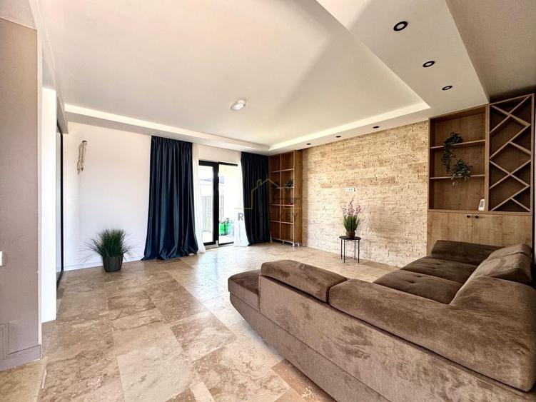 Duplex cu 5 camere cu Canalizare în Clinceni
