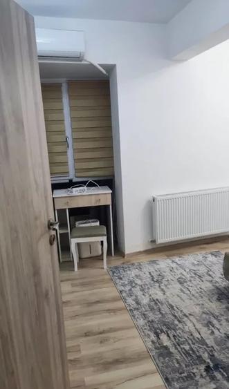 Apartament cu 2 camere decomandat, mobilat în Politehnica