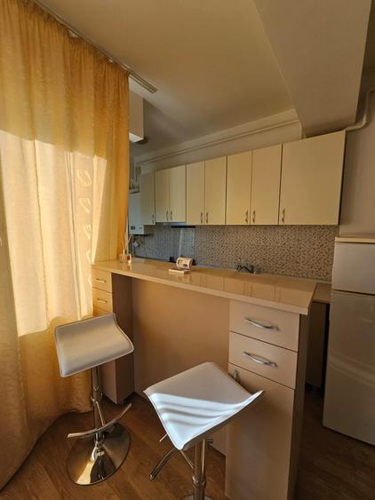 Apartament cu 2 camere semidecomandat în Palat