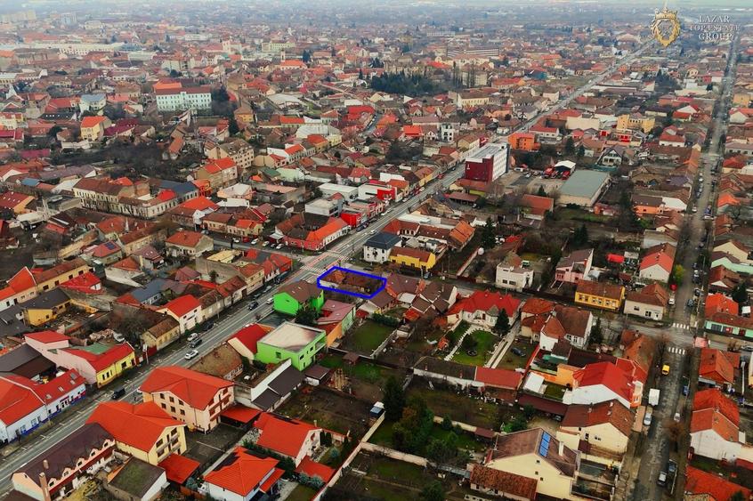 Teren Construcții intravilan de 806 mp, în Intim