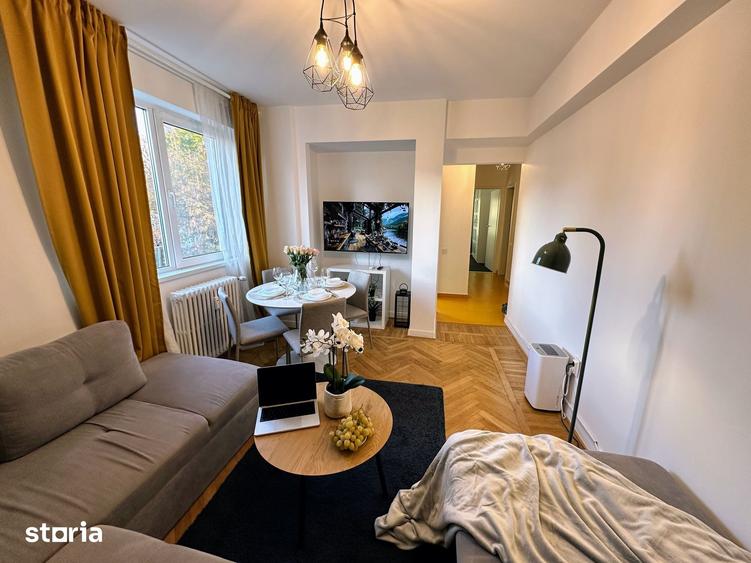 Apartament cu 3 camere în Centrul Civic