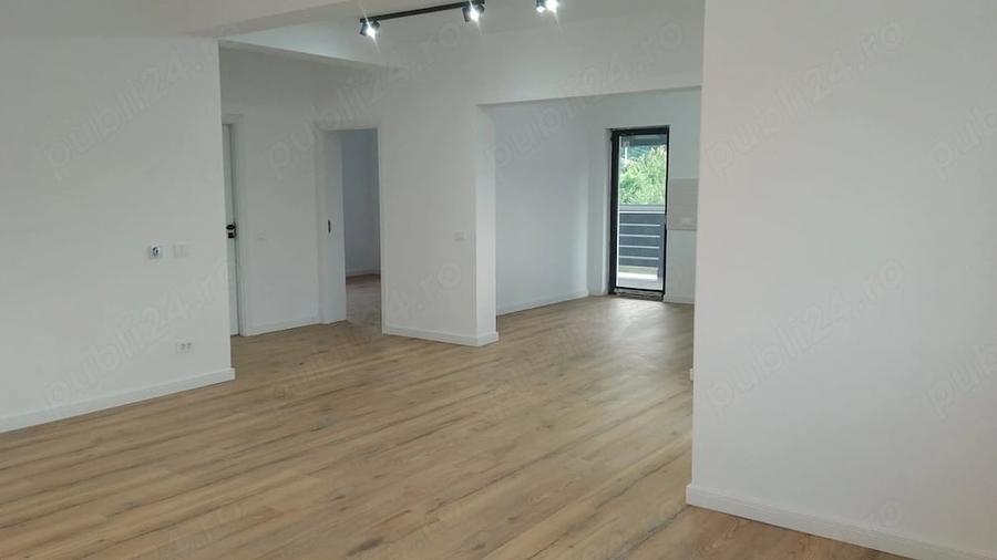 Casă cu 2 camere cu Teren 400 Mp în Central