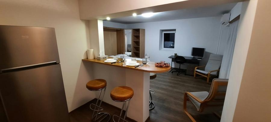Garsonieră decomandată, mobilată în Nerva Traian