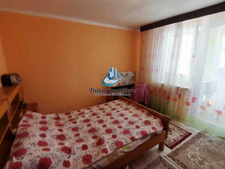 Apartament cu 4 camere decomandat în Precista