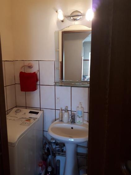 Apartament cu 3 camere în Petru Rareș