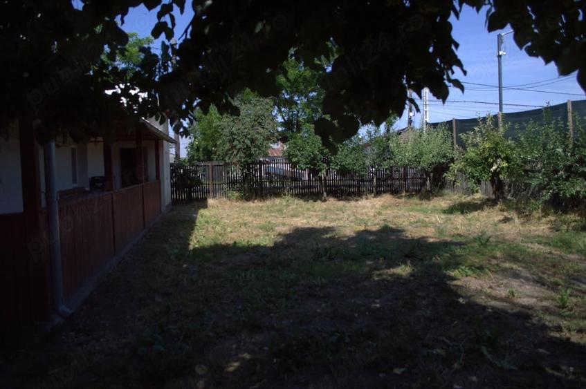Casă cu Teren 700 Mp în Gratia