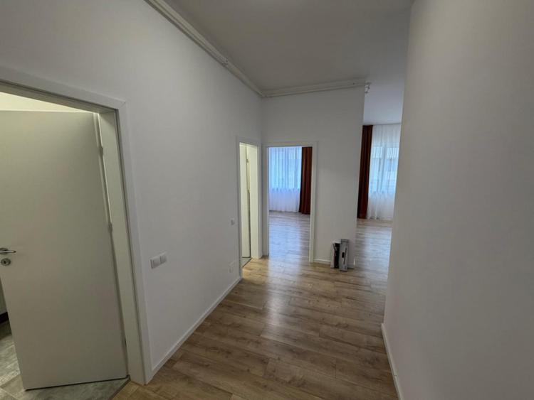 Apartament 3 camere, 70 mp, Sub Cetate - 8