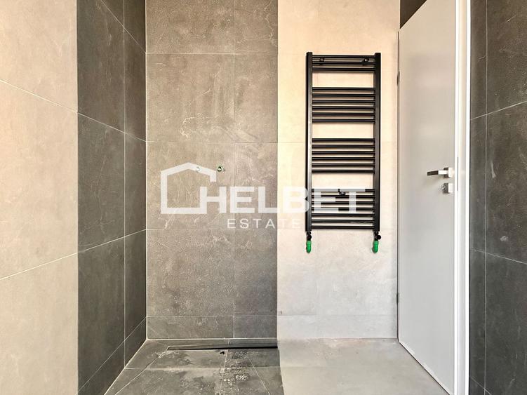 Duplex cu 4 camere cu Canalizare în Central