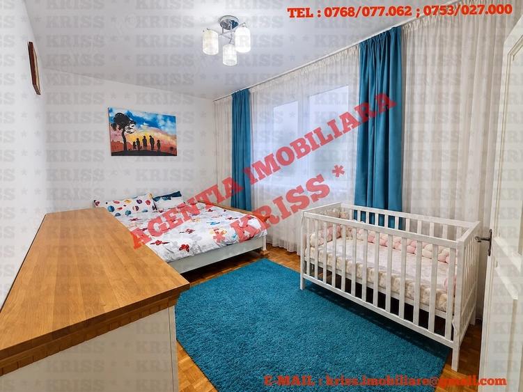Apartament cu 4 camere decomandat în Negru Vodă